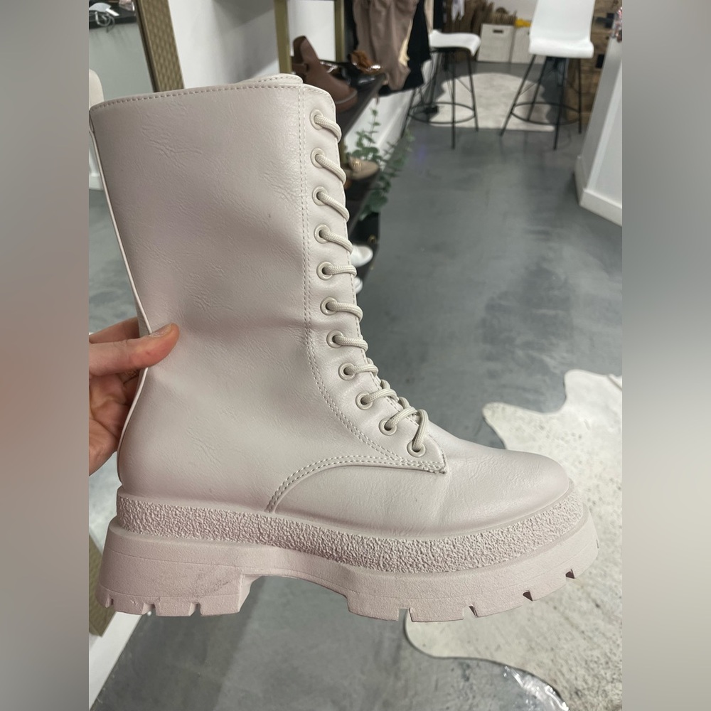 Chunky combat boot